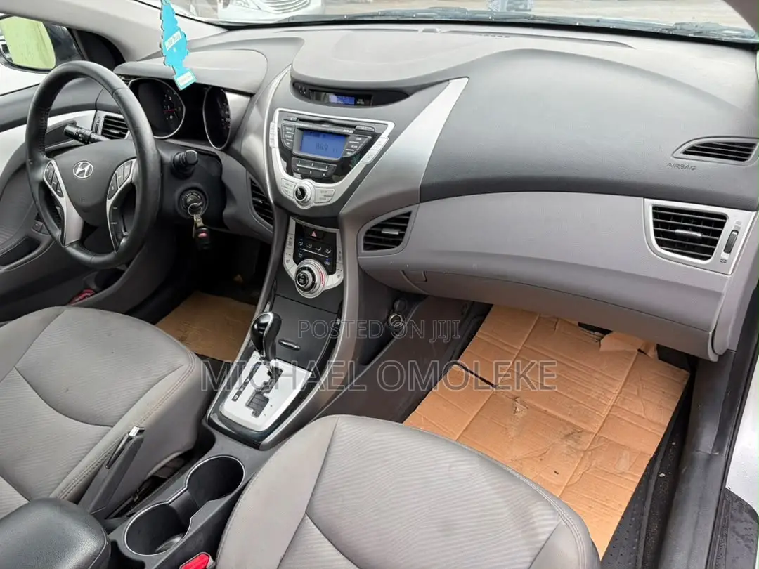 Hyundai Elantra Touring GLS 2012 Silver