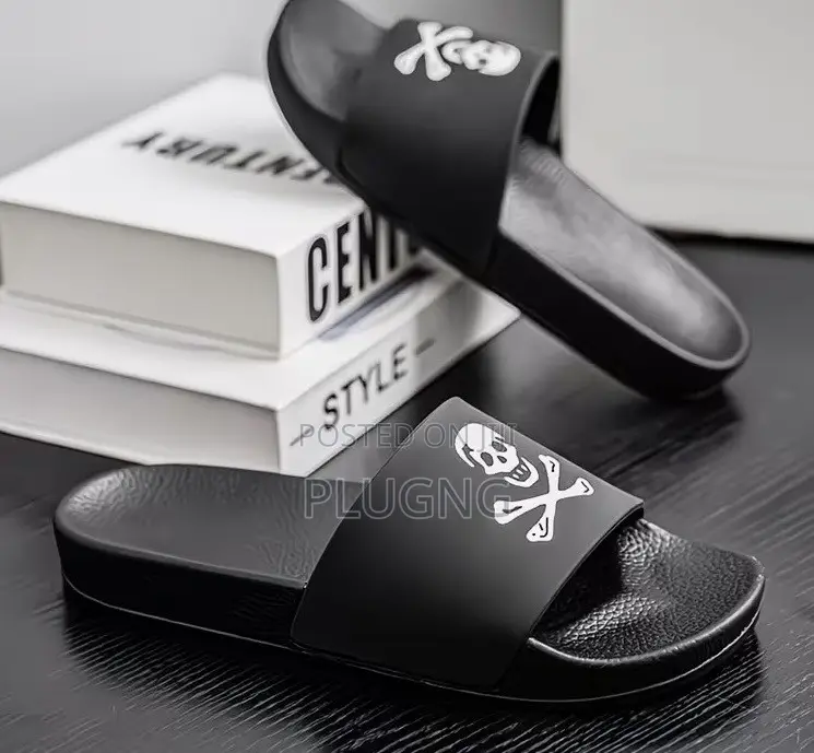 Stylish Men's Casual Slippers - Comfortable Durable