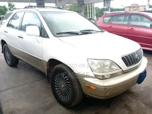 Lexus RX 2001 White