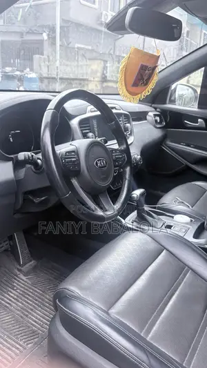 Kia Sorento 4dr SUV 2016 Silver