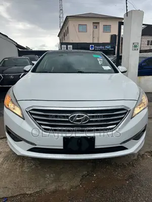 Hyundai Sonata Limited 4dr Sedan (2.4L 4cyl 6A) 2015 White