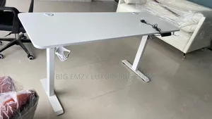 1.2m Adjustable Gaming Table.