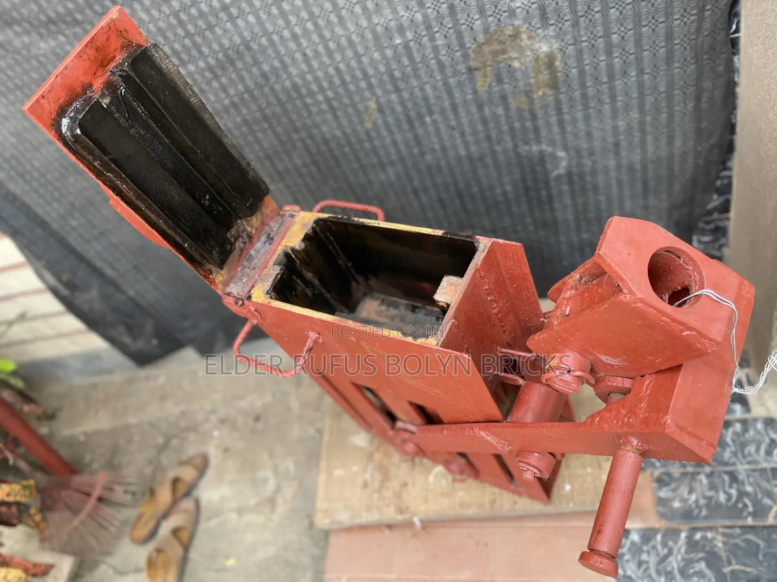Hydraform 6inches-Dry Stack Brick Press Machine