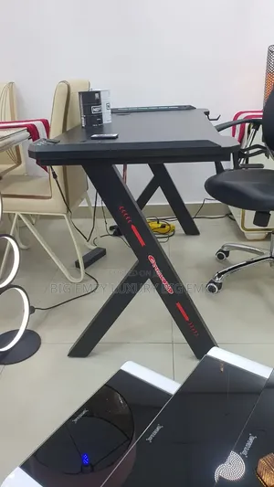 1.2m Non Adjustable Gaming Table.