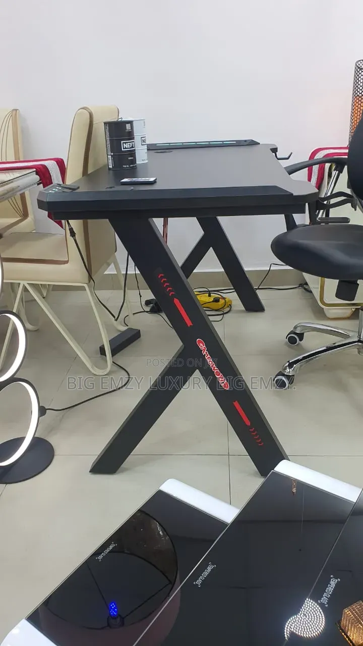 1.2m Non Adjustable Gaming Table.