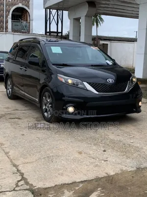 Toyota Sienna SE Premium 8-Passenger 4dr Minivan (3.5L 6cyl 6A) 2015