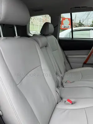 Toyota Highlander 2010 Gray