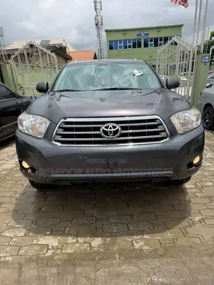 Toyota Highlander 2010 Gray