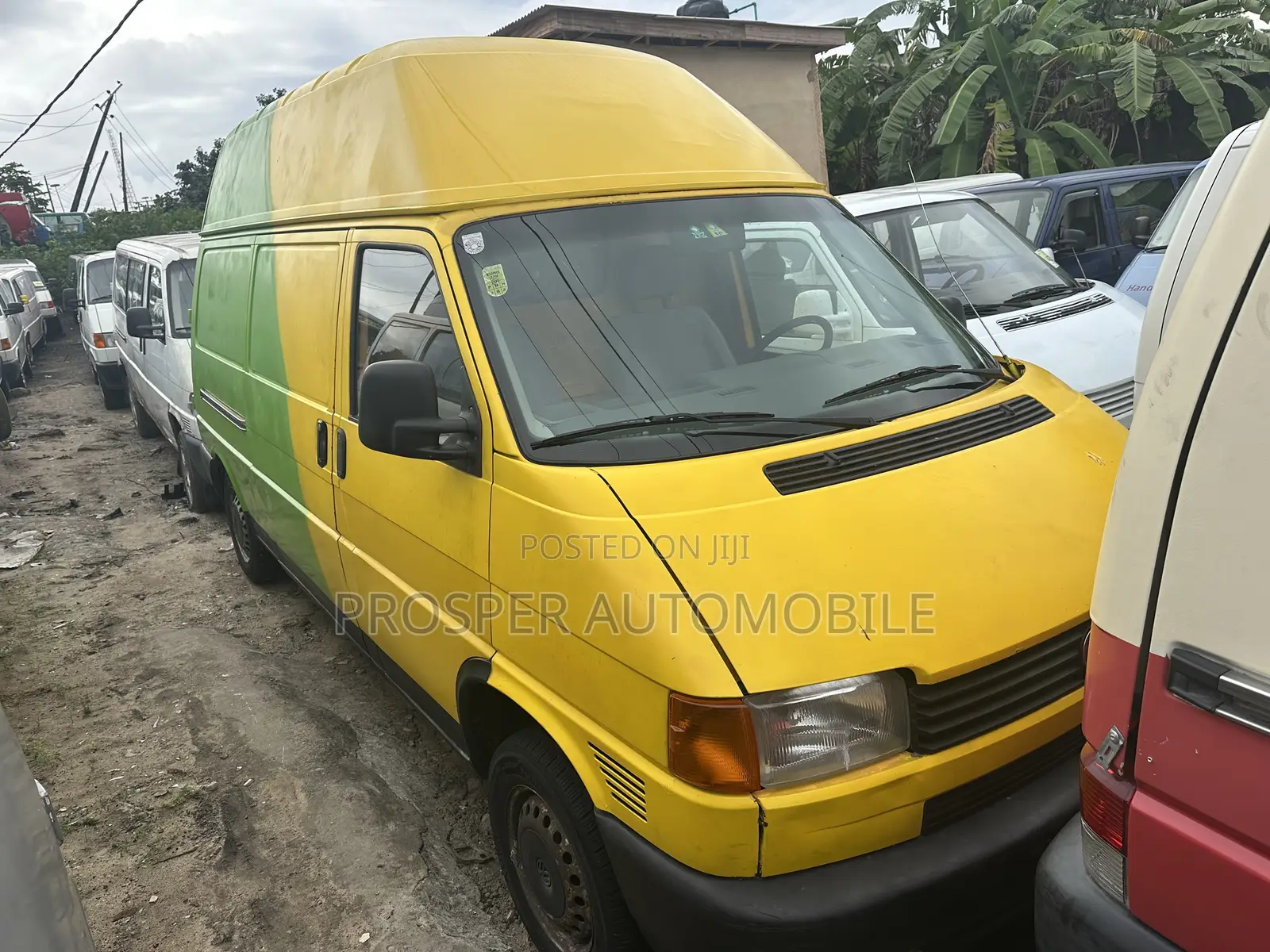 Volkswagen Transporter 2005 Yellow