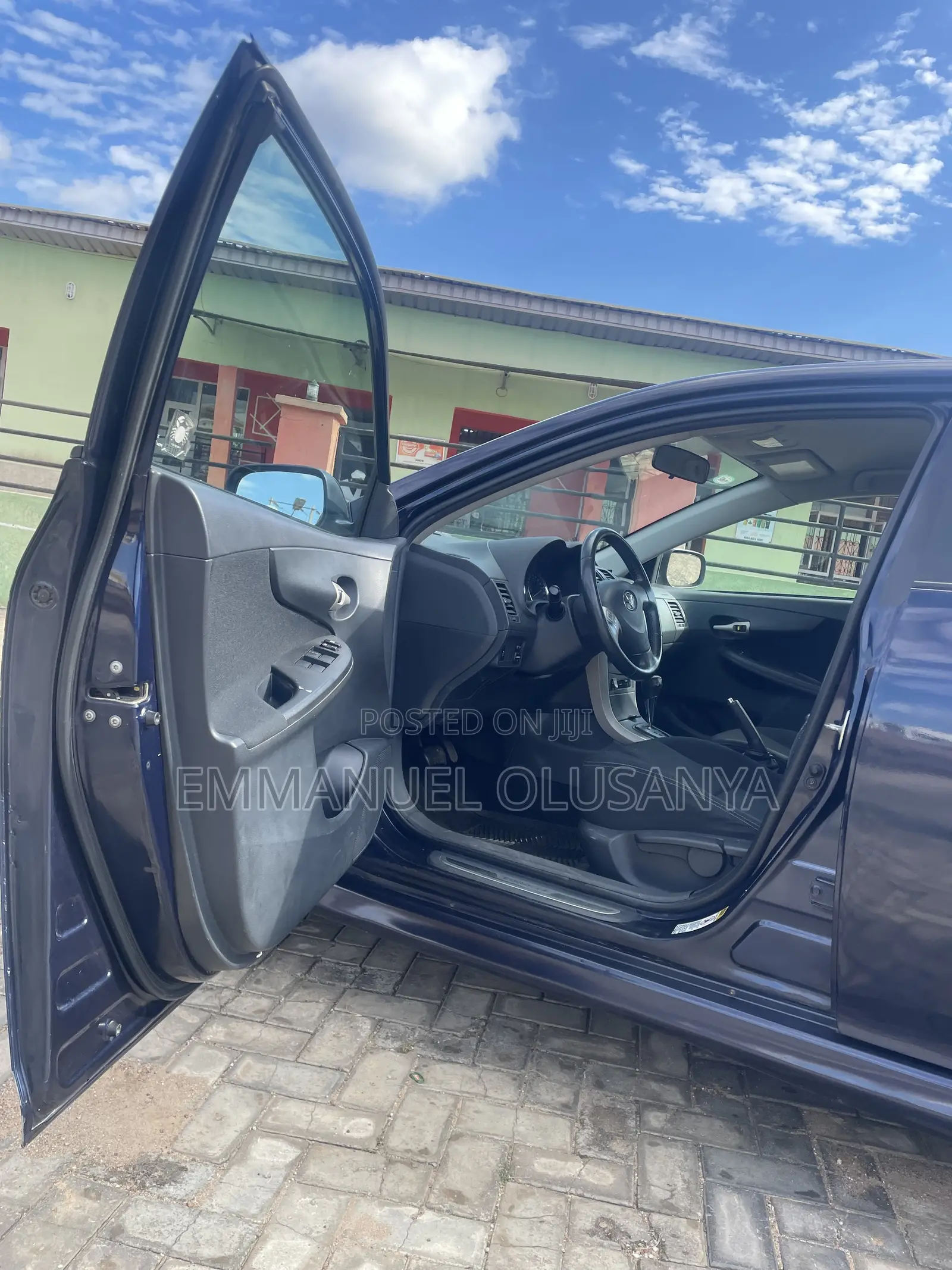 Toyota Corolla 2012 Blue