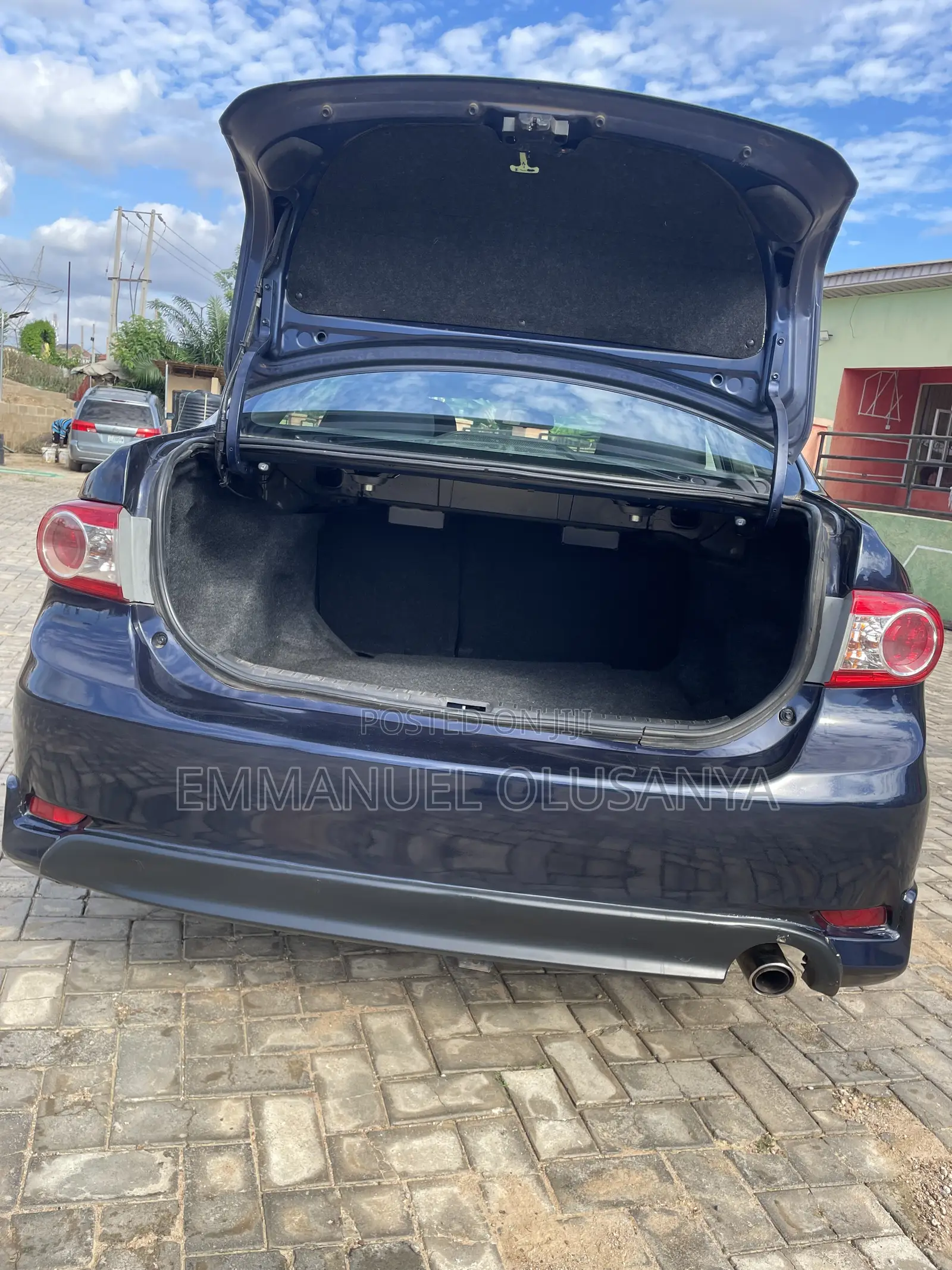 Toyota Corolla 2012 Blue