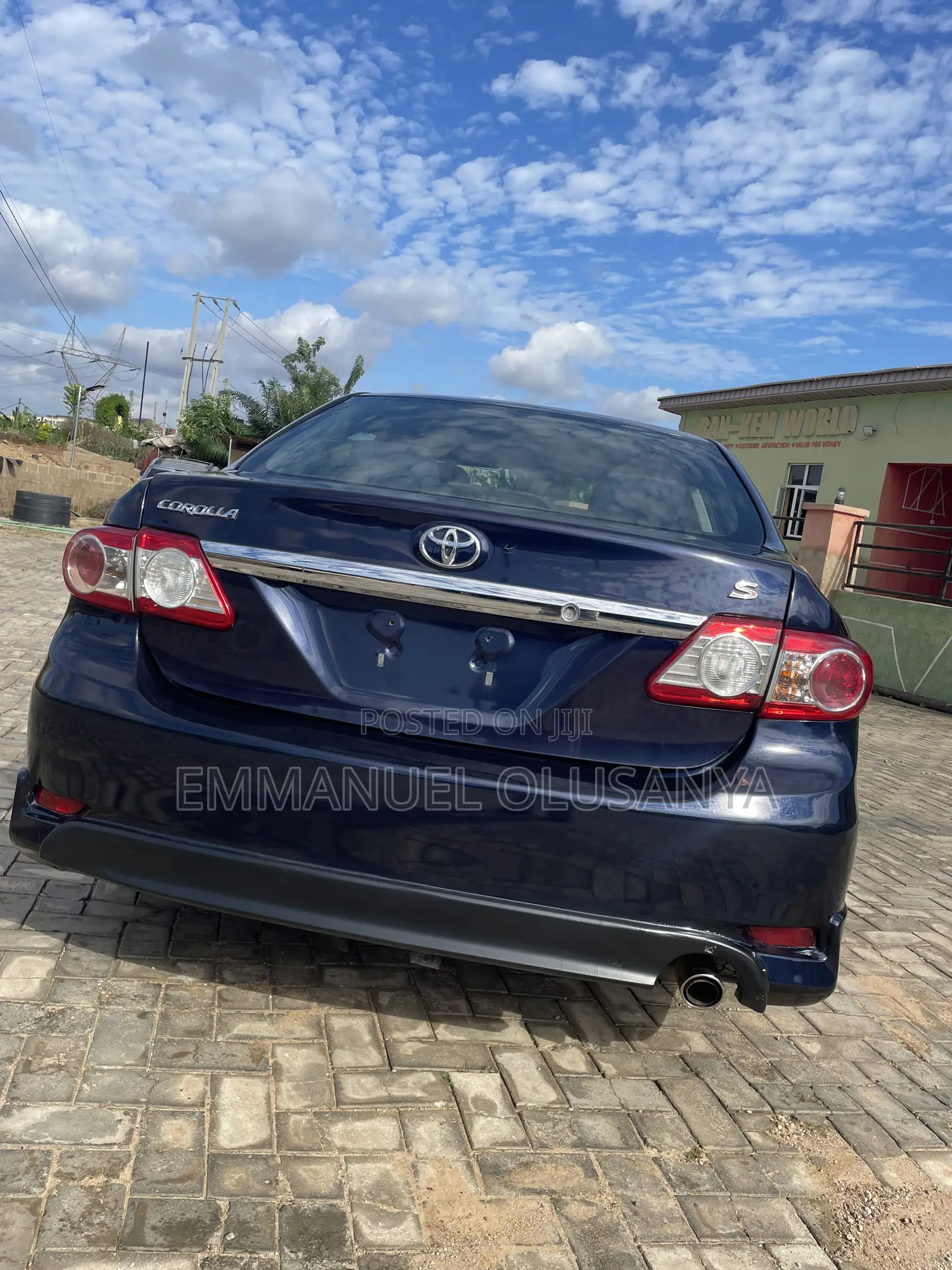 Toyota Corolla 2012 Blue