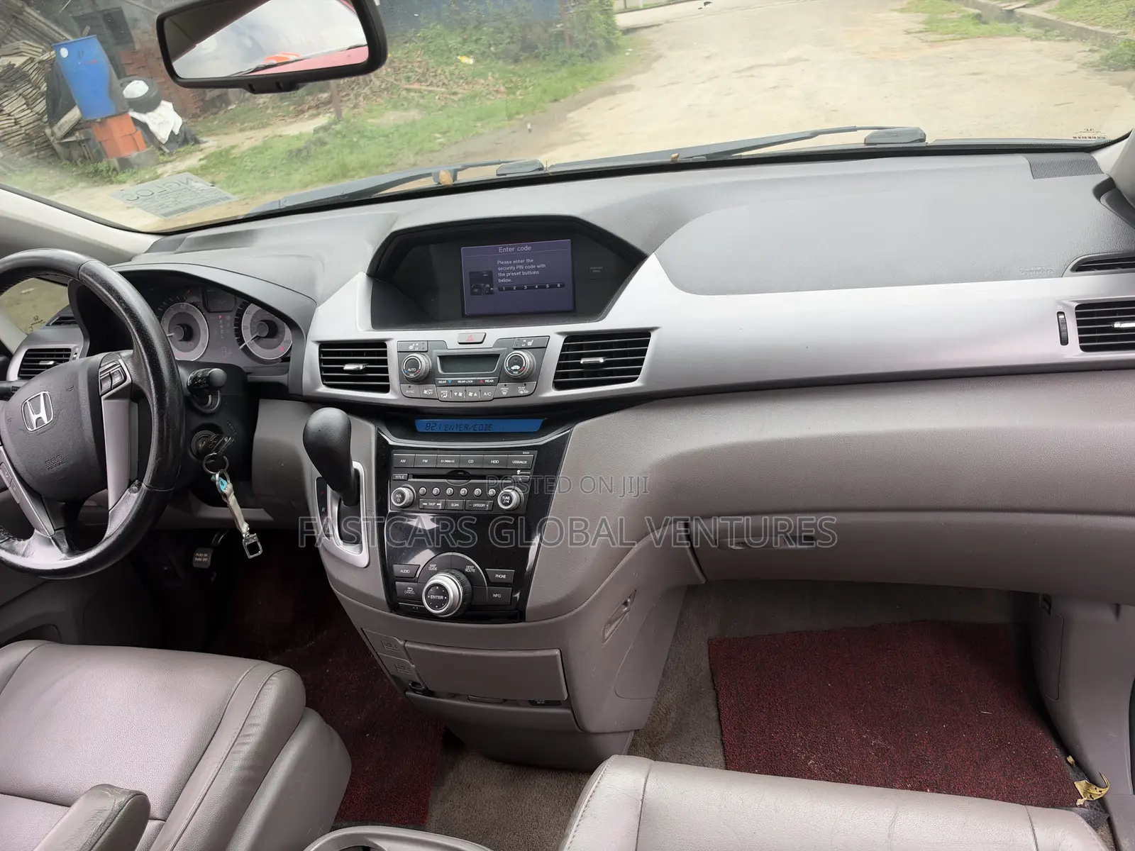 Honda Odyssey Touring 2013 Silver