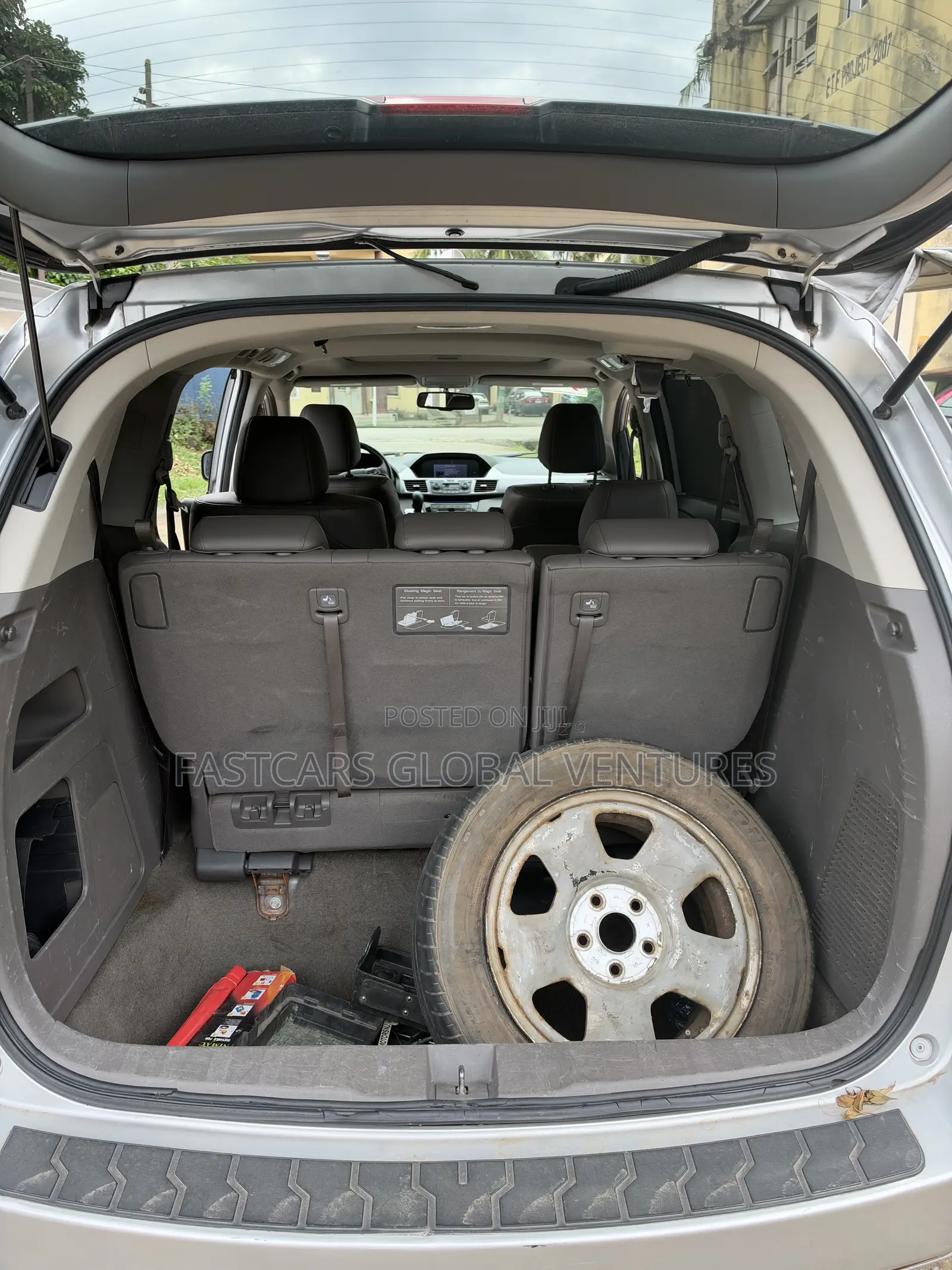 Honda Odyssey Touring 2013 Silver
