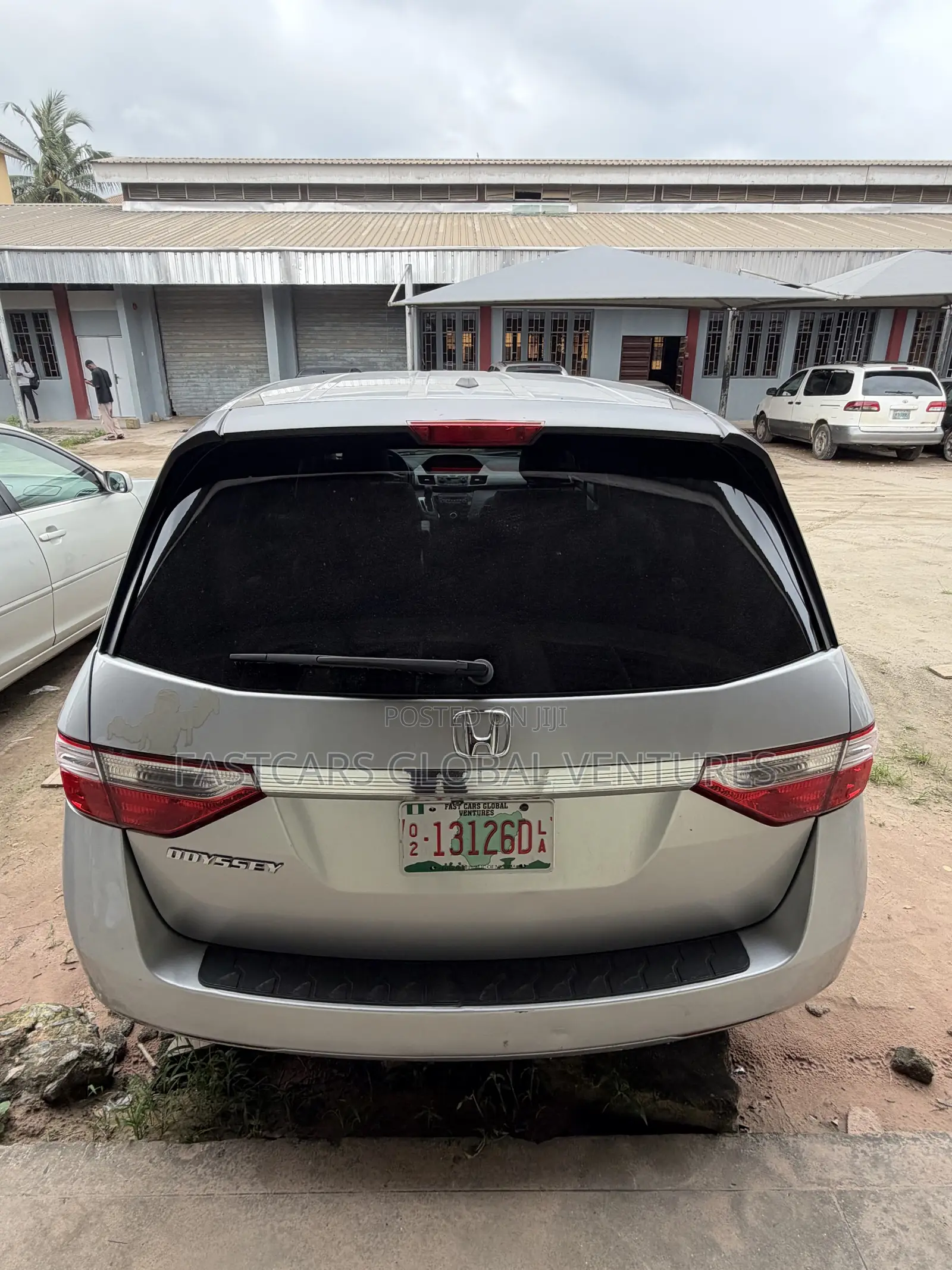 Honda Odyssey Touring 2013 Silver