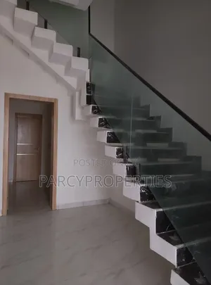 3bdrm Duplex in Lekki Expressway for sale