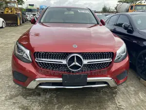 Mercedes-Benz GLC-Class 2017 Red