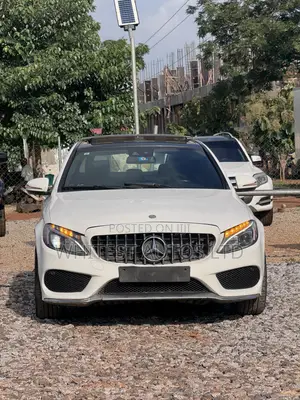 Mercedes-Benz C300 Sport 4Matic Sedan AWD (2.0L 4cyll 7A) 2016 White