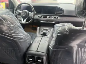 Mercedes-Benz GLE-Class 2019 Red
