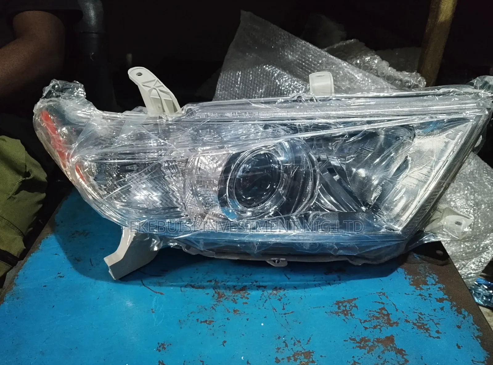 Headlight Highlander 2012
