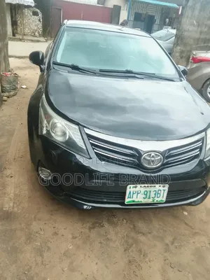 Toyota Avensis 2014 Black