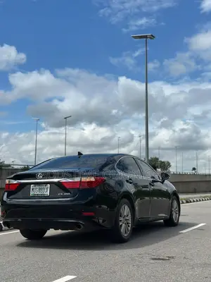 Lexus ES 2015 Black