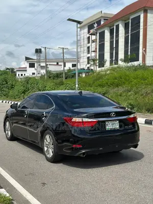 Lexus ES 2015 Black