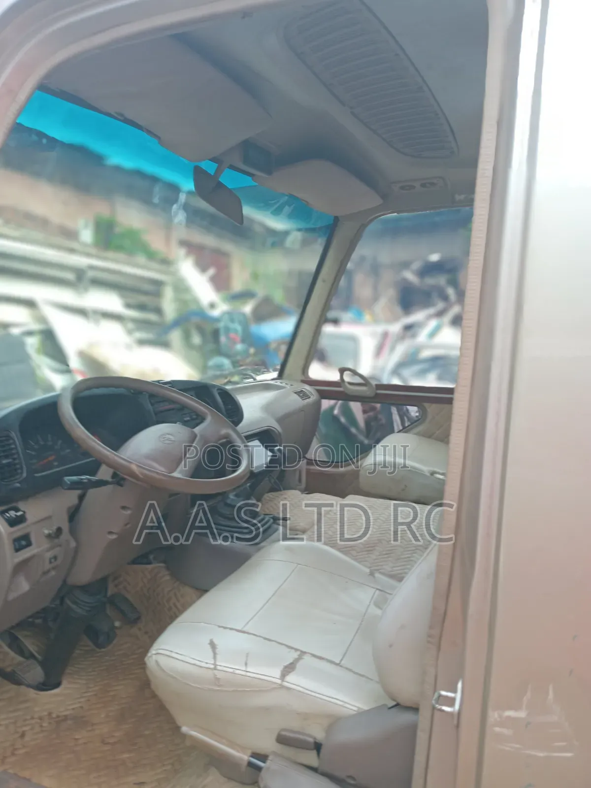 Toyota Coaster 2008 Gold