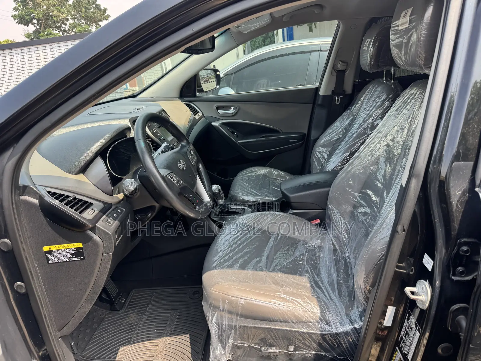 Hyundai Santa Fe 2014 Black