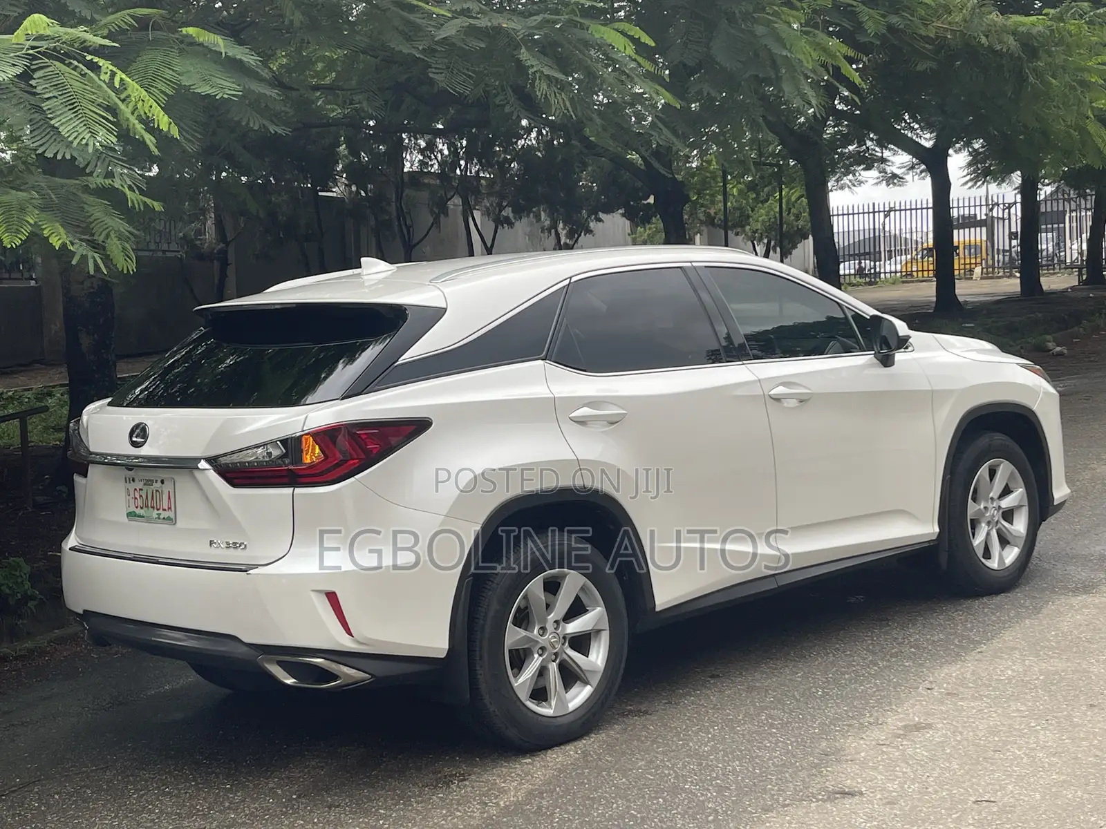 Lexus RX 350 AWD 2017 White