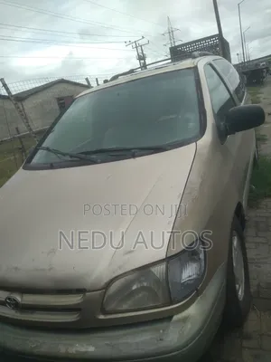 Toyota Sienna 2002 Gold
