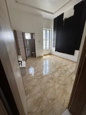 Studio Apartment in Dpk, Lekki Phase 2 for rent