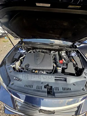 Toyota Avalon Limited 2020 Blue