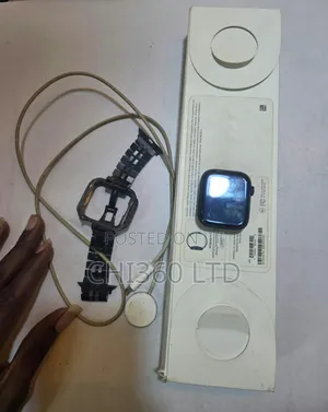 Apple iWatch Series 7 45MM With Accessories