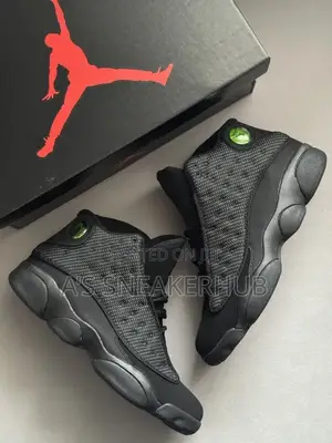 Air Jordan 13 Retro Sneaker