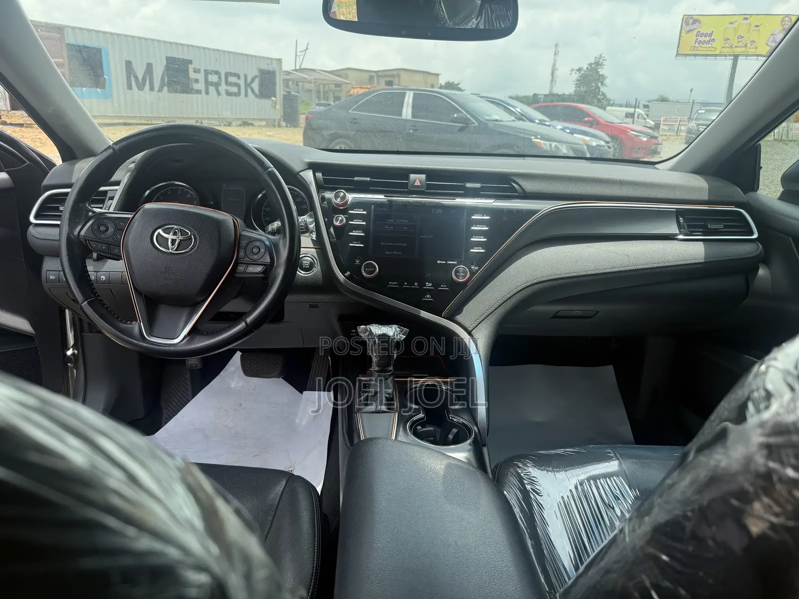 Toyota Camry 2018 Silver