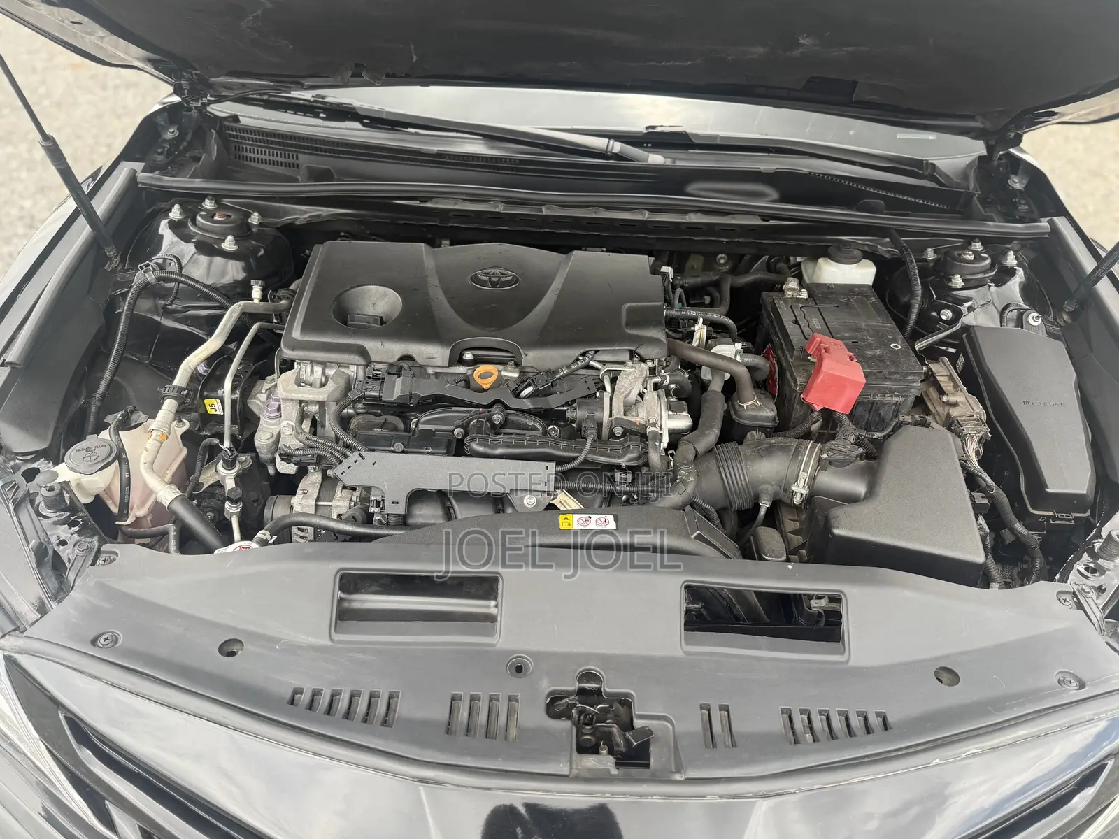 Toyota Camry 2018 Silver
