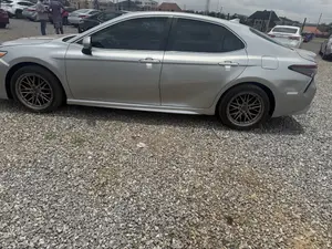 Toyota Camry 2018 Silver