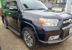 Toyota 4-Runner Limited 4X4 2013 Black