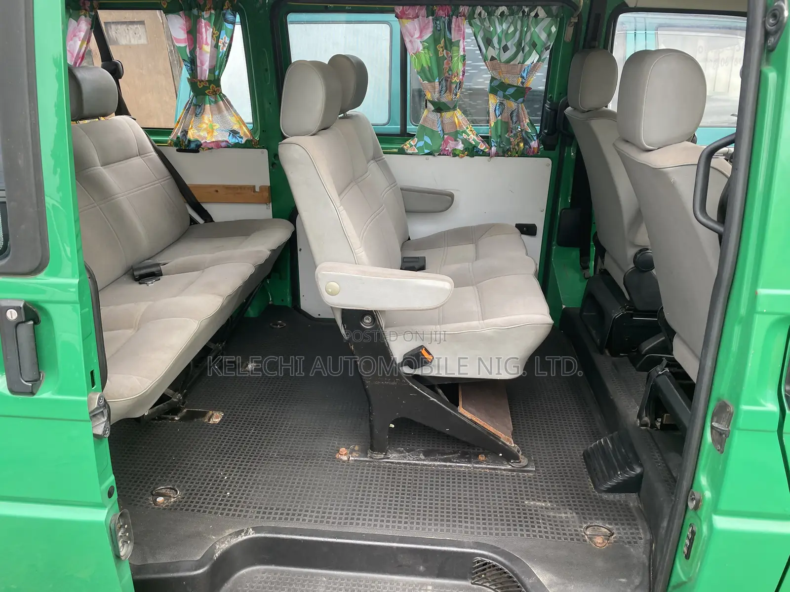 Volkswagen Transporter 2005 Green
