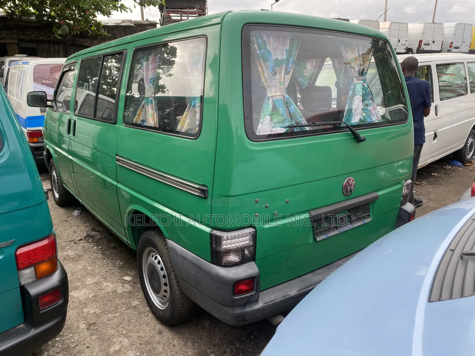 Volkswagen Transporter 2005 Green