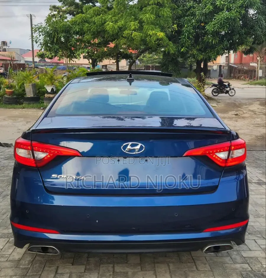 Hyundai Sonata 2015 Blue