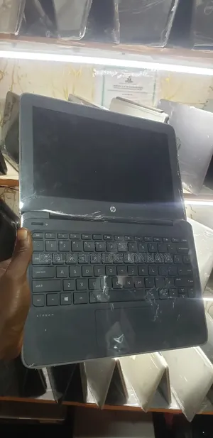 Laptop HP Stream 11 Pro G4 EE 4GB Intel Pentium eMMC 128GB