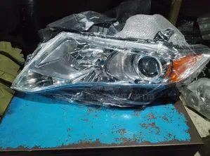Headlight Venza