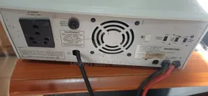 Microtek Inverter Pure Sine Wave 1.1kva 12v