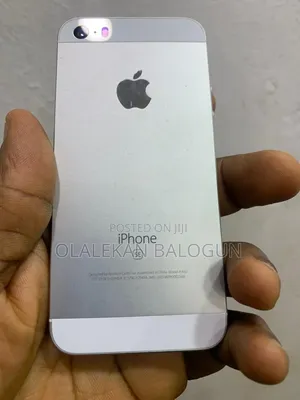 Apple iPhone SE 32 GB White