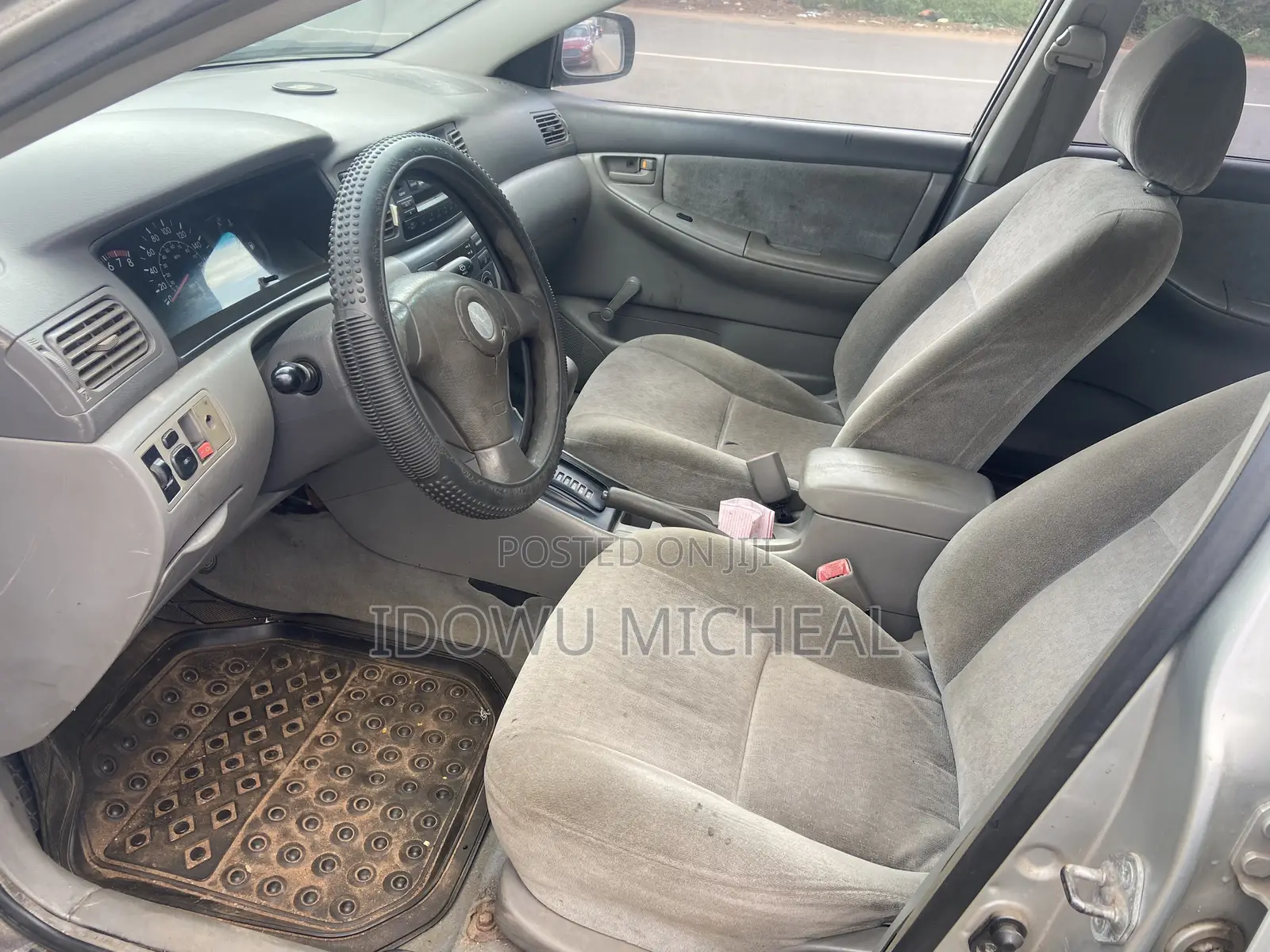 Toyota Corolla 2004 Silver