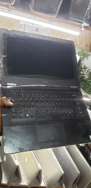 Laptop Dell Latitude 14 E5470 8GB Intel Core i5 HDD 500GB