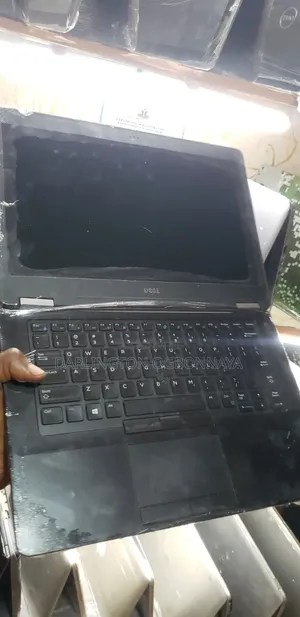 Laptop Dell Latitude 14 E5470 8GB Intel Core i5 HDD 500GB