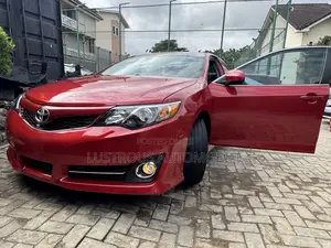 Toyota Camry SE Sport 4dr Sedan (2.5L 4cyl 6A) 2014 Red